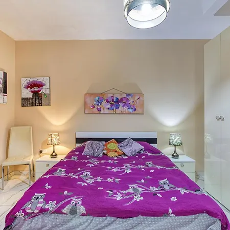 Spacious Penthouse With Hot Tub & Amazing Views By 360 Estates Marsaxlokk