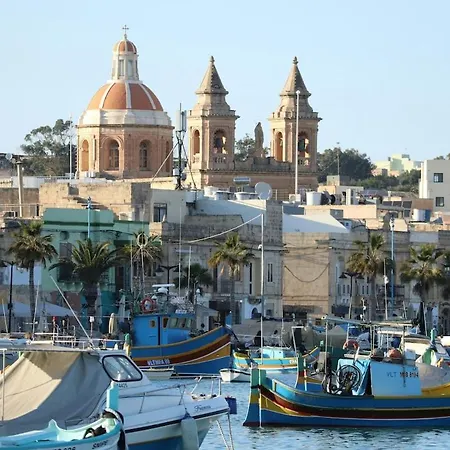 Spacious Penthouse With Hot Tub & Amazing Views By 360 Estates * Marsaxlokk