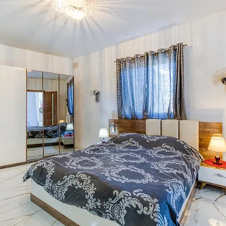 Apartmán Spacious Penthouse With Hot Tub & Amazing Views By 360 Estates